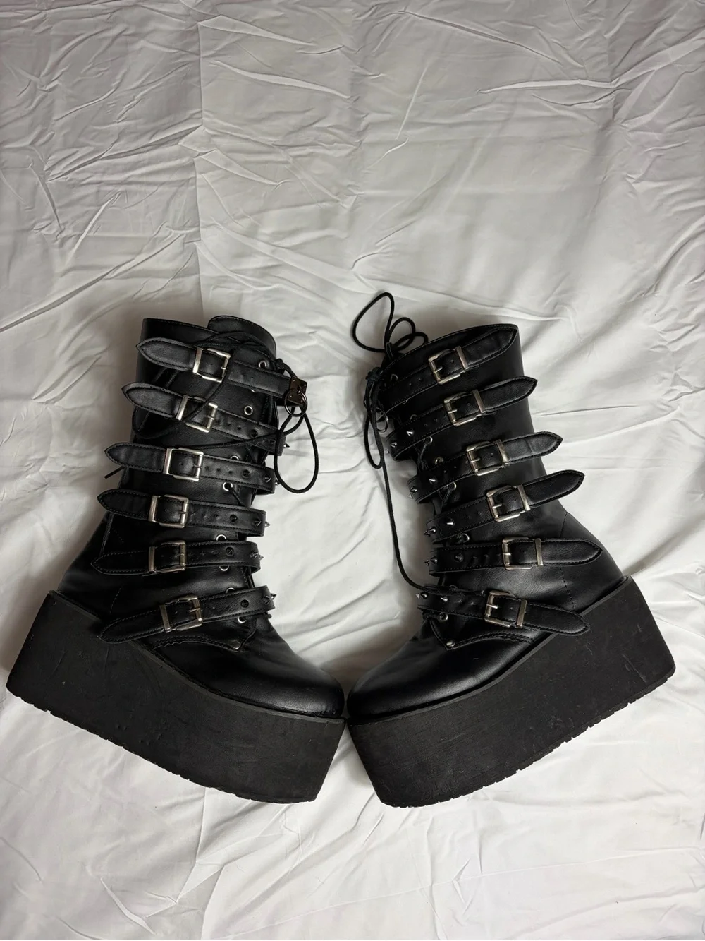 Black studded buckle platform goth boots size 8